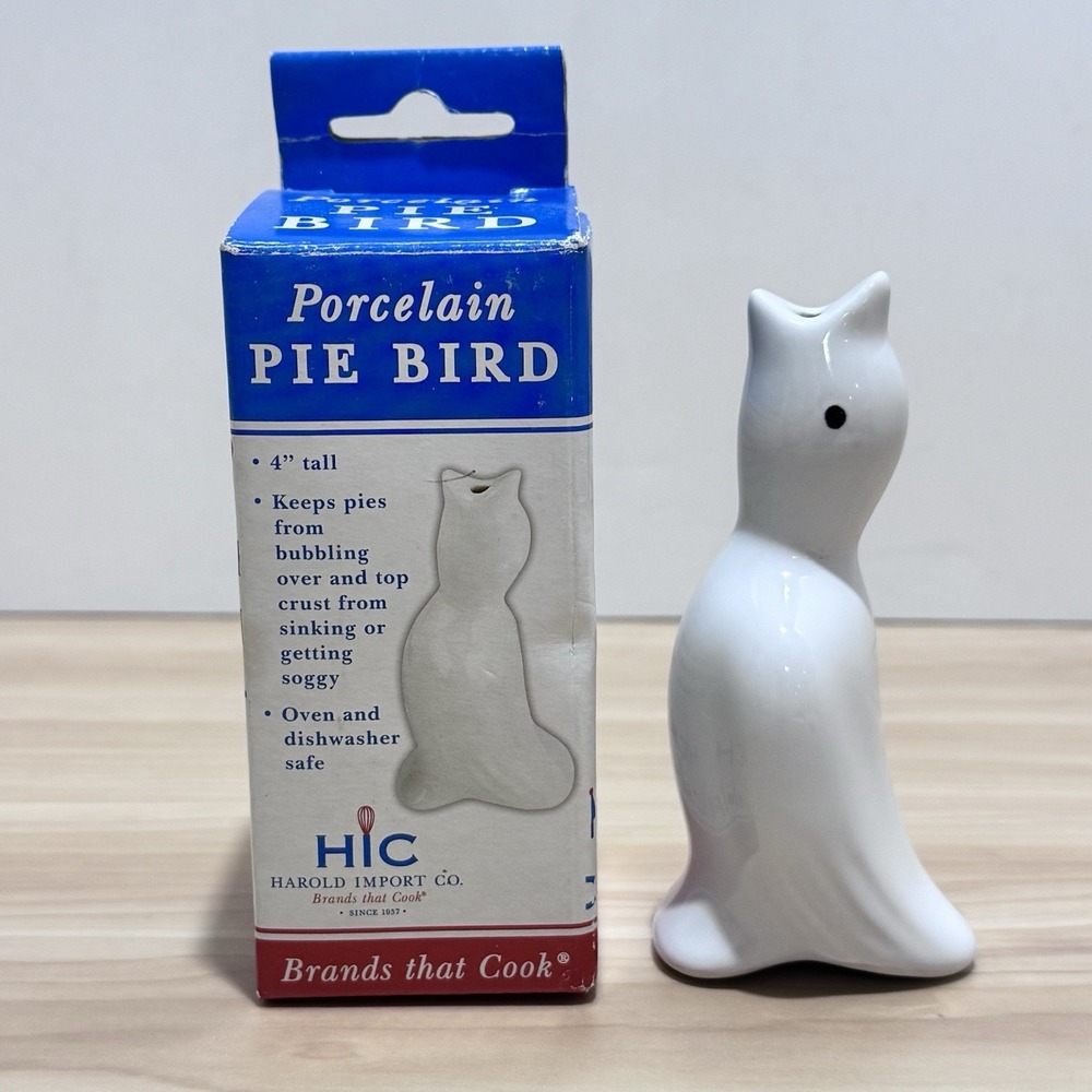 VTG 4" Porcelian Pie Bird Harold Import Co #98050 No Bubbling No Sinking Soggy